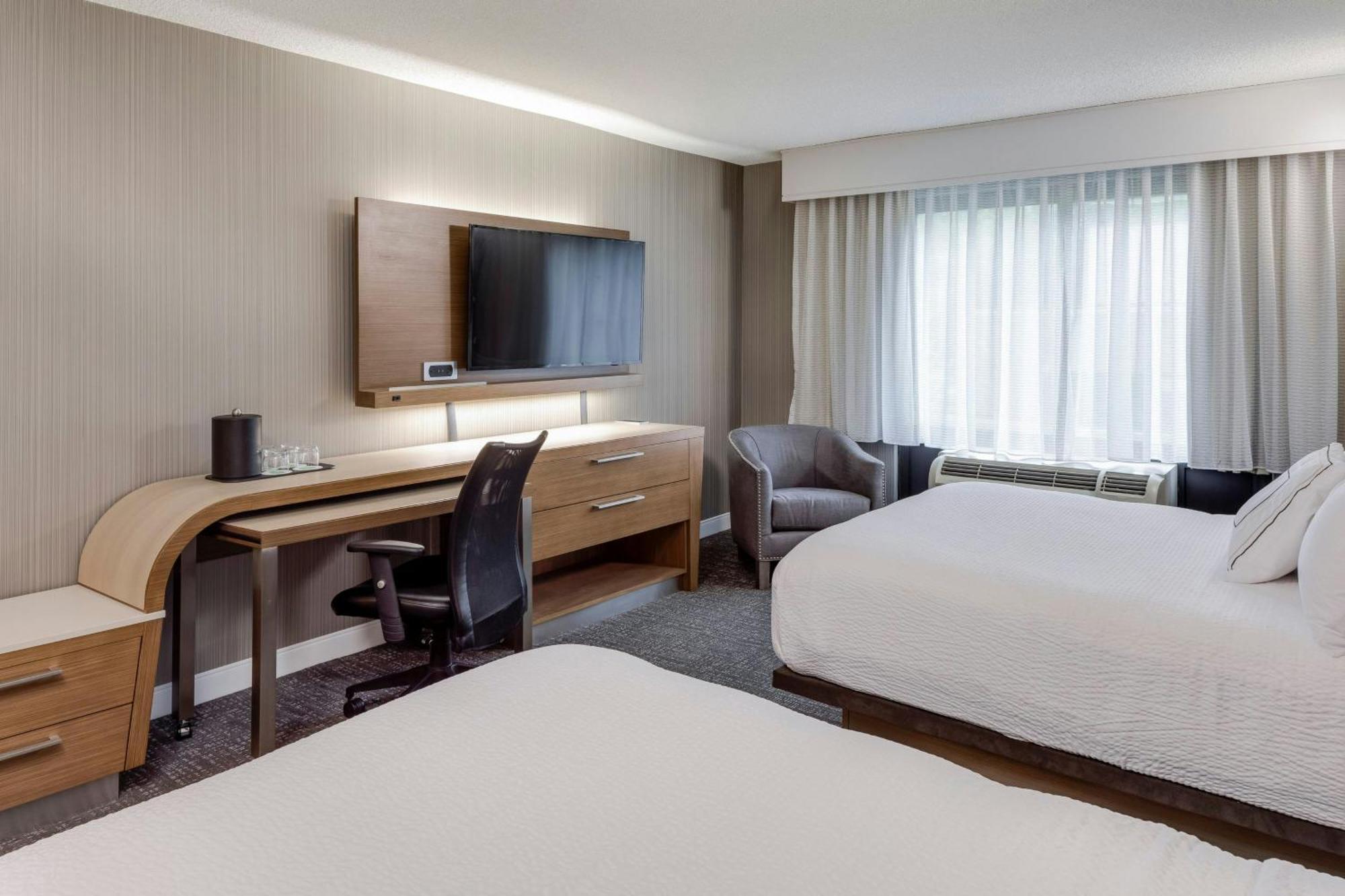 Hotel Courtyard By Marriott Portsmouth Exterior foto